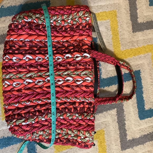 Sondra Roberts Women’s Large Squared Red Handbag - Picture 9 of 15